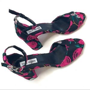 Brand New Steve Madden Embroidered Pink & Black Floral Block Heel Sandals